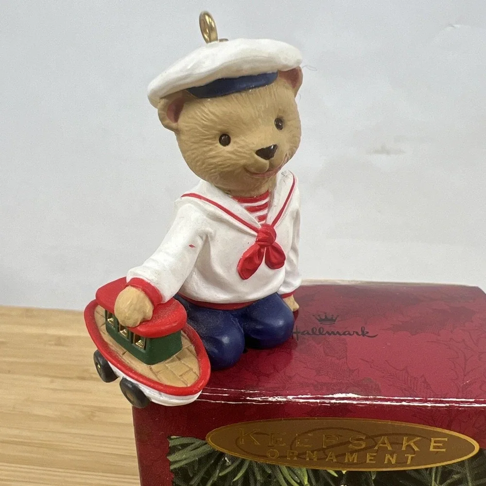 Hallmark keepsake ornament